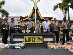 Polres Tanjungpinang Amankan Ratusan Botol Minuman