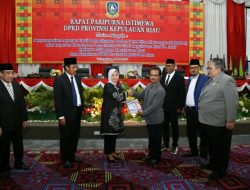 Rapat Paripurna Istimewa DPRD Kepri, BPK RI: Terdapat Beasiswa Sebesar Rp1,9 miliar yang tidak Tersalurkan