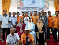 Dibulan Ramadhan, PKK Berbagi Bersama Buruh