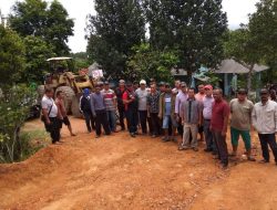 Petrus Sitohang Dampingi Warga Kampung Tirto Mulyo Perjuangkan Status Lahan