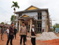 Bupati Bintan, Apri Sujadi tinjau Renovasi Kantor Lurah Kijang Kota