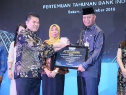Walikota Tanjungpinang Terima Penghargaan Stakeholder Award dari Bank Indonesia sebagai TPID Terbaik Se-Kepri