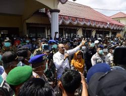 Masyarakat Melakukan Aksi penolakan Observasi WNI dari Wuhan, Bupati Natuna Menjawab?