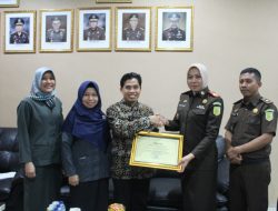 Perkuat Sentra Gakkumdu, Bawaslu Kota Tanjungpinang Koordinasi dengan Kejaksaan