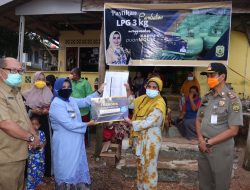 Masyarakat dan Pemilik Pangkalan Dukung Kartu Pelanggan Gas LPG 3 Kg