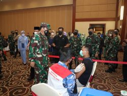 TNI Peduli Masyarakat, Danrem 033/WP Gelar Baksos