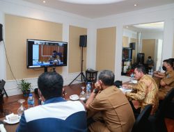 Gubernur Vicon Bersama Menkopolhukam Bahas Pengaturan Upah Minimun