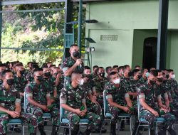 Danrem Beri Pengarahan Kepada Seluruh Prajurit dan PNS Korem 033/WP
