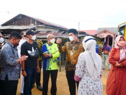 Plt Bupati Bintan, Roby Kurniawan Sambangi Korban Rumah Ambruk