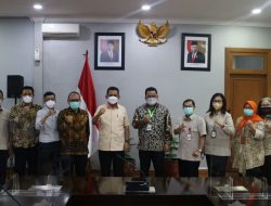 Datangi Kantor Kemenkes RI, Guberbur Ansar Minta Data PMI Terkonfirnasi Covid Dipisah