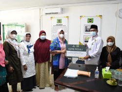BKMT Kepri Berikan Bantuan Korban Erupsi Semeru