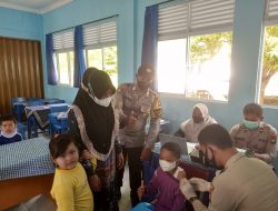 Nasi Kapau Polres Bintan tiba di SDN 002 Pulau Dendun, Kecamatan Mantang