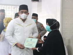 Isra’ Mi’raj Tingkat Kabupaten Bintan Roby Serahkan Insentif Guru Ngaji, Mubaligh Hingga Fardhu Kifayah