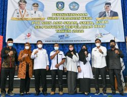 Kunker ke Karimun, Gubernur Ansar Temui Guru Non ASN