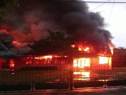 BREAKING NEWS! Aula MAN Tanjungpinang Terbakar