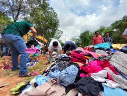 Polresta Tanjungpinang Musnahkan Belasan Koli Pakaian dan Sepatu Bekas