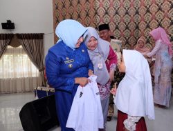 Sekitar 5.906 Seragam Gratis Berdampak Ganda Pada Ekonomi Lokal