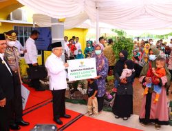 Bincang Hangat Bupati Bintan dan Ma’ruf Amin Saat Kunjungi Posyandu Kasih Ibu