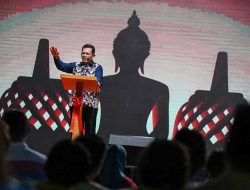 Gubernur Ansar Hadiri Pentas Seni Waisak 2567 TB/ 2023 M