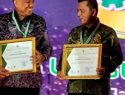 Gubernur Ansar Terima Penghargaan Pembina K3 Terbaik dari Menteri Ketenagakerjaan RI