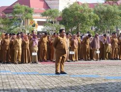 Jadi Pembina Apel Pagi, Bupati Bintan: Absensi Adalah Indikator Kedisiplinan Harus Ditingkatkan