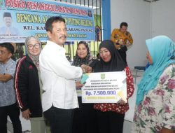 Rudi Bantu Korban Bencana Puting Beliung, Warga Kasu: Kami Bisa Bangun Kembali Rumah