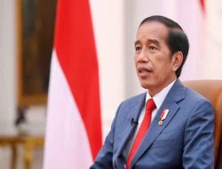Jokowi Soal Menpora Dipanggil Kejagung: Hormati Proses Hukum