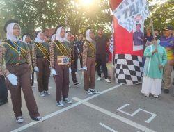 Wali Kota Rahma Lepas Lomba Gerak Jalan Proklamasi 8 Kilometer