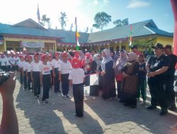 Wako Rahma Lepas Lomba Gerak Jalan Siswa-siswi SDN 017