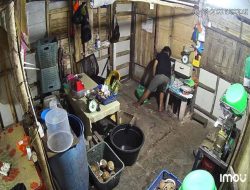 Pria Terekam CCTV Curi Kotak Infak di Warung Tanjunpinang Unggat