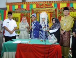 8 Pasang Pengantin Ikuti Nikah Massal Pemko Tanjungpinang, Senyum Bahagia Pengantin di Momen Sakral