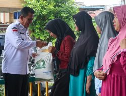 Gubernur Ansar Serahkan Bantuan Pangan Pemerintah Tahap II untuk Masyarakat Tanjungpinang