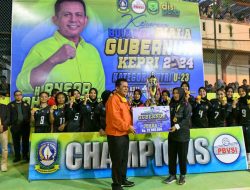 Gubernur Cup Bola Voli Kategori Putri U-23 Zona Kota Tanjungpinang 2024 Resmi Ditutup Oleh Gubernur Ansar
