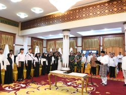 Gubernur Ansar Kukuhkan Pengurus FORARI Periode 2023-2025