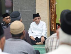 Gubernur Ansar Menutup Safari Ramadhan 1445 H Dengan Berbuka Bersama di Masjid Al Aula Dabo Singkep