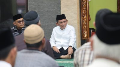 Gubernur Ansar Menutup Safari Ramadhan 1445 H Dengan Berbuka Bersama di Masjid Al Aula Dabo Singkep