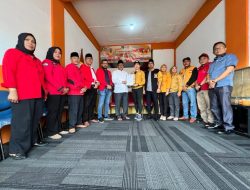 Lis Darmansyah Kembalikan Berkas Pendaftaran Bacalon Walikota Tanjungpinang ke Partai Hanura