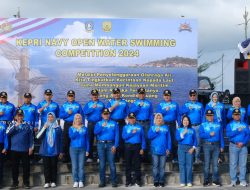 Pj. Wali Kota, Andri Lepas Peserta Lomba Dayung Perahu Karet Kegiatan Kepri Navy Open Water Swimming Competition Oleh Protokol dan Komunikasi Pimpinan