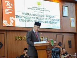 Sekda Kota Tanjungpinang Sampaikan Jawaban Terhadap Pandangan Umum Fraksi Atas Ranperda Perubahan APBD 2024