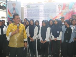 Gubernur Ansar Dorong Remaja Menjadi Agen Perubahan Digital pada Peringatan Hari Remaja Internasional 2024