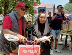 Lis Hadiri Acara Semarakkan HUT RI Ke-79 Warga Gang Ramin I, Warga: Trimakasih Untuk Bapak Kami Tetap Mendukungmu