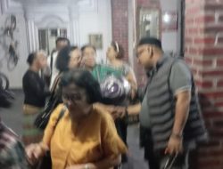 Kecintaan Sekelompok Ibu Ibu Paduan Suara, Silaturahmi Kekediaman Lis Darmansyah