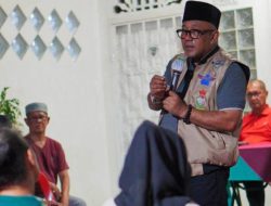 Hujan Lebat Disertai Kuatnya Angin  Tidak Jadi Penghalang Bagi Lis Bersilaturahmi