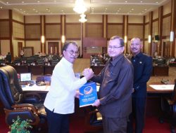 DPRD Kepri Gelar Rapat Paripurna Penyampaian Pandum Fraksi Terhadap Nota Keuangan Dan Ranperda Tentang APBD-P TA 2024