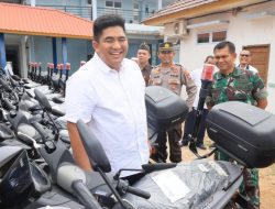 Bupati Roby Serahkan Ambulance Puskesmas Keliling Roda Empat dan Roda Dua Untuk meningkatkan pelayanan kesehatan