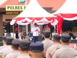 Tekankan Nataru Aman dan Kondusif, Bupati Roby Pimpin Langsung Apel Gelar Pasukan Operasi Lilin Seligi 2024