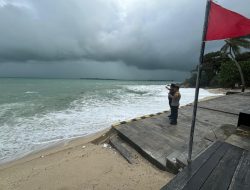 Bhabinkamtibmas Desa Teluk Bakau Berikan Himbauan Kamtibmas dan Antisipasi Kemunculan Buaya