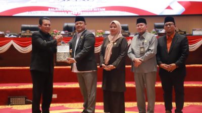 Sah! DPRD Kepri Ketok Perubahan APBD 2025
