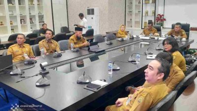 Ikuti Rakor Pengendalian Inflasi dan Pembangunan Kependudukan, Wawako Raja Ariza: Inflasi Terkendali, Pengawasan Harga Harus Tetap Dilakukan