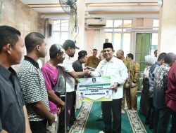Gubernur Ansar: Pemerintah Bayarkan BPJS Ketenagakerjaan untuk 42 Ribu Nelayan dan Petani
